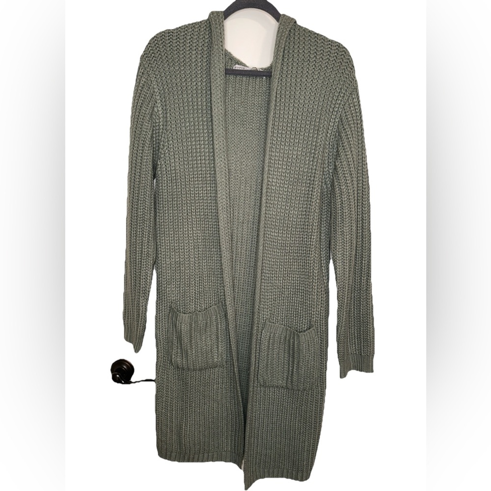 Comfy cozy cableknit sweater